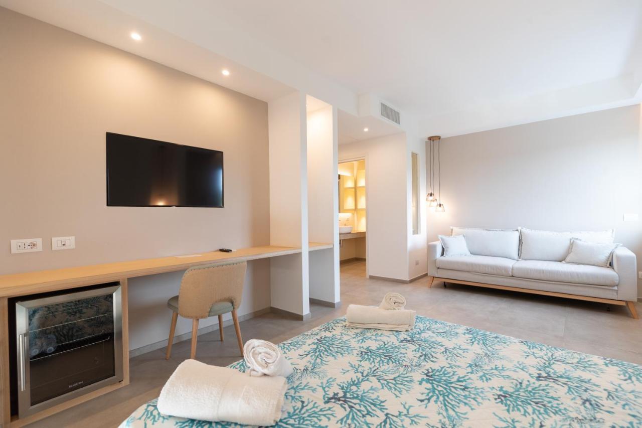 Molo Brin Rooms & Suites Olbia Exteriér fotografie